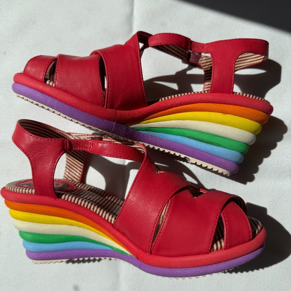 Lucky Rainbow Foam Platform Sandals